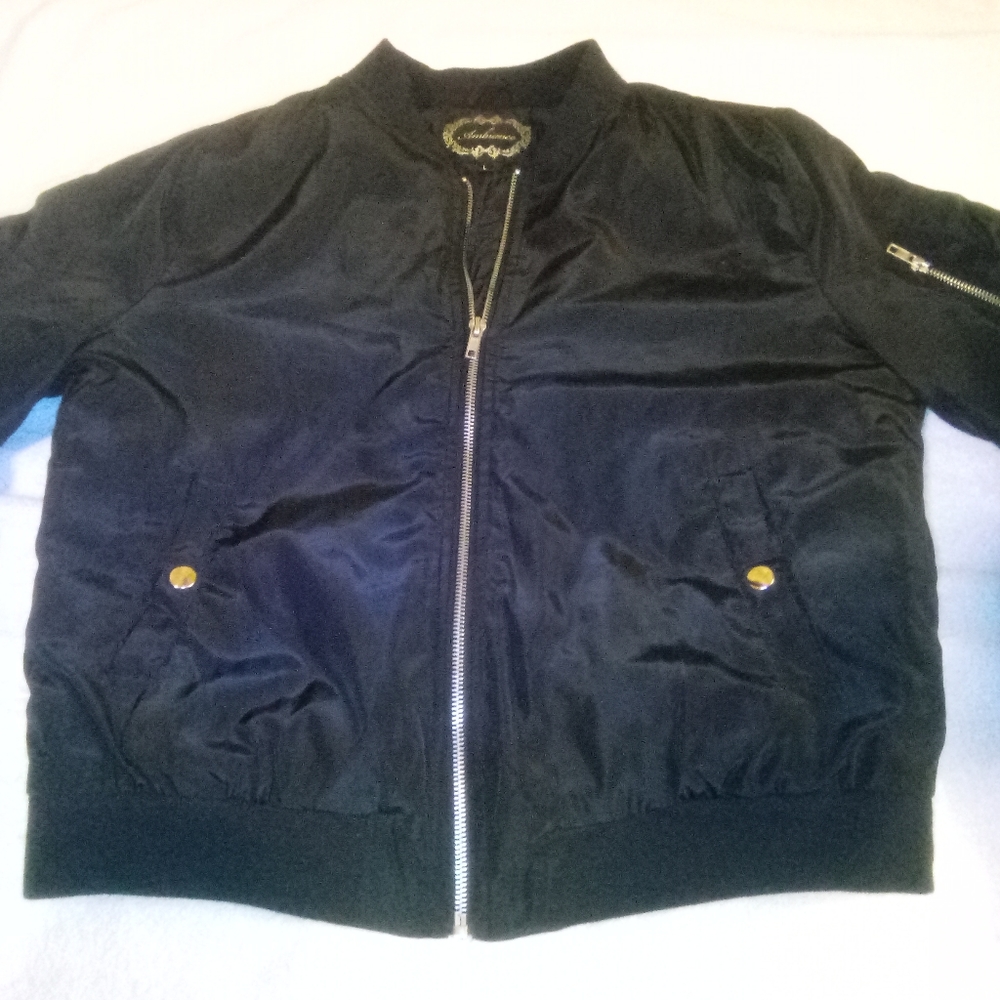 Bomber jacket - Picture 2 of 6